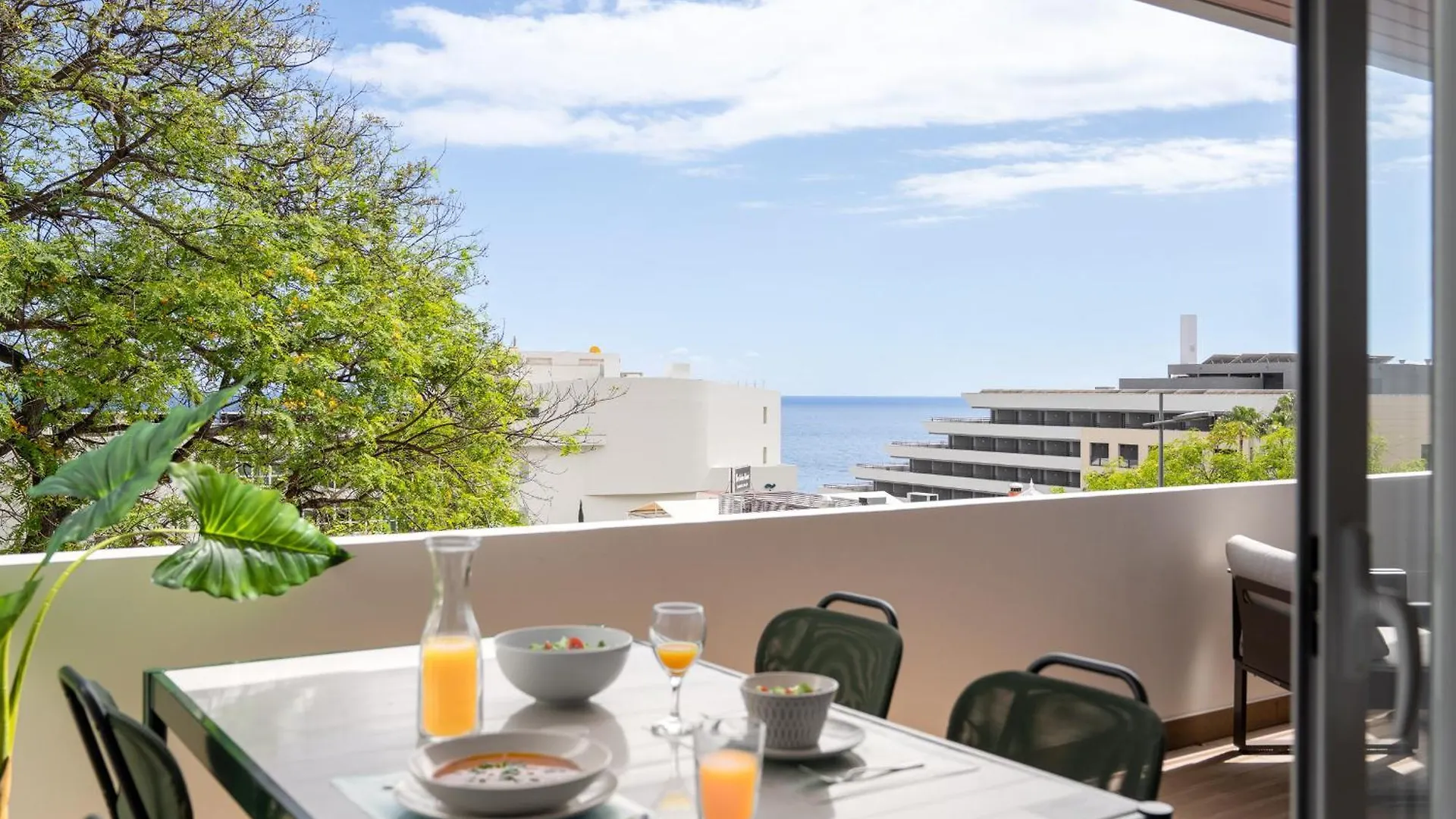 Apartament Lido II By An Island Apart Funchal  Portugalia